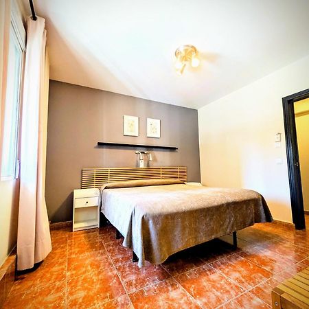 Hostal Jentoft Sevilla Exterior foto