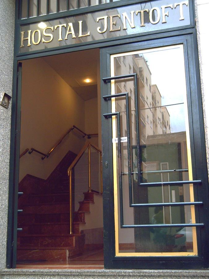 Hostal Jentoft Sevilla Exterior foto